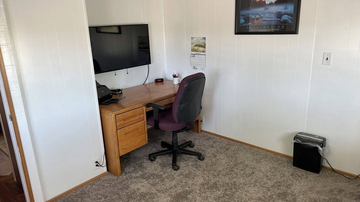 Johnstown House | Country Living Close to Everything!