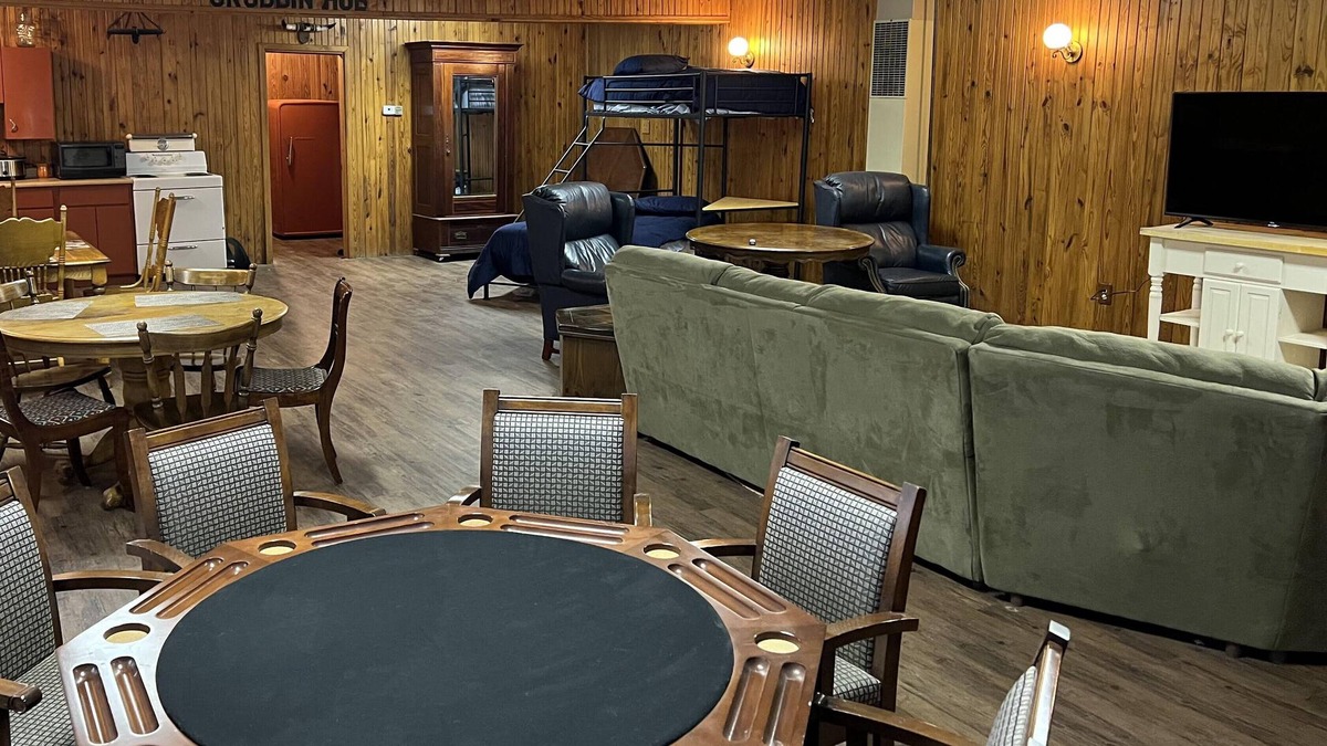 Lubbock House | Country Lodge, fire pit, hunters welcome, pets welcome, trailer parking