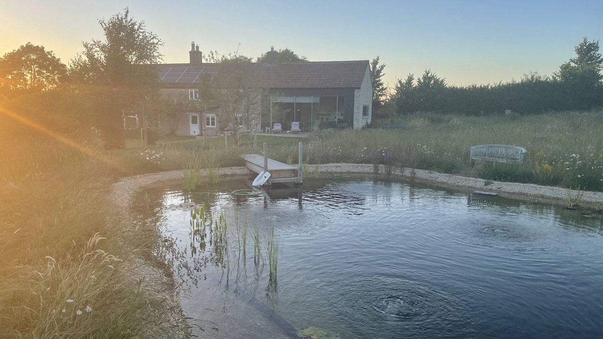Babcary House | Country retreat sleeps 9 near Bruton with natural swimming pond