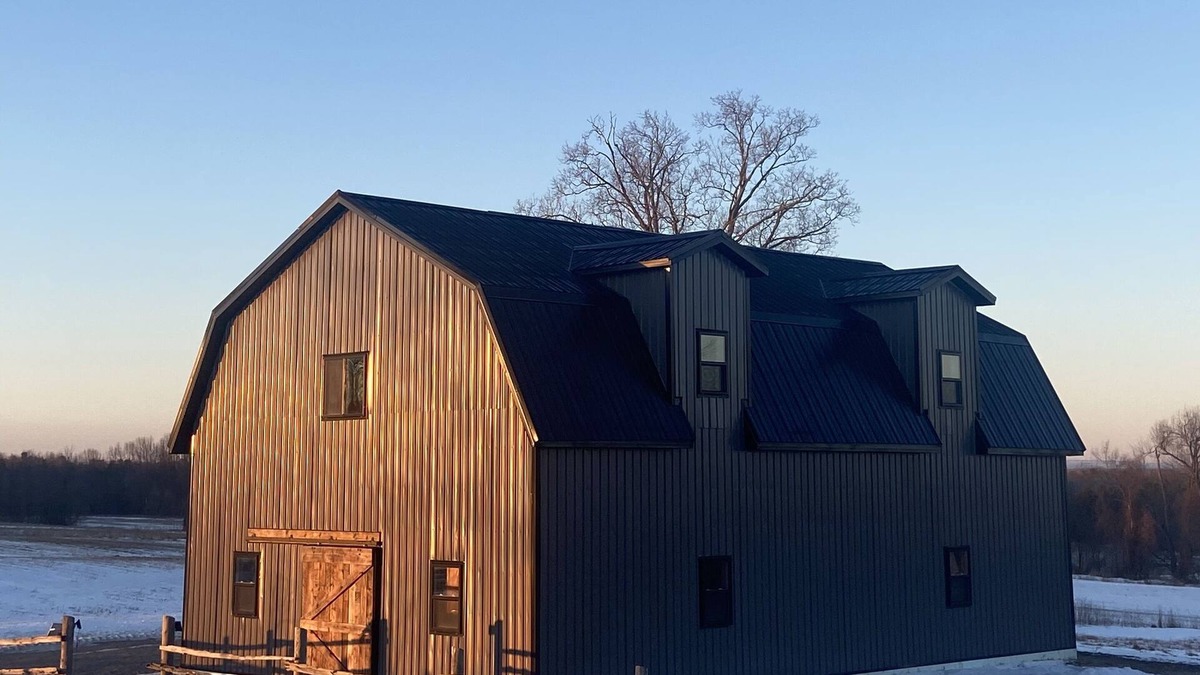 Essa House | Country Solitude in Utopia