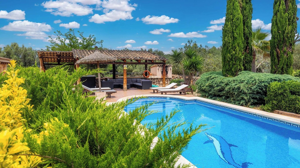 Sencelles Villa | CountryHome Cas Mostatxet with Mountain View