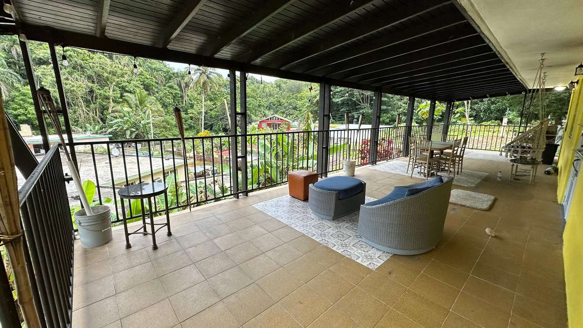 Almirante Norte Apartment | Countryside Compound with Lots of Patio