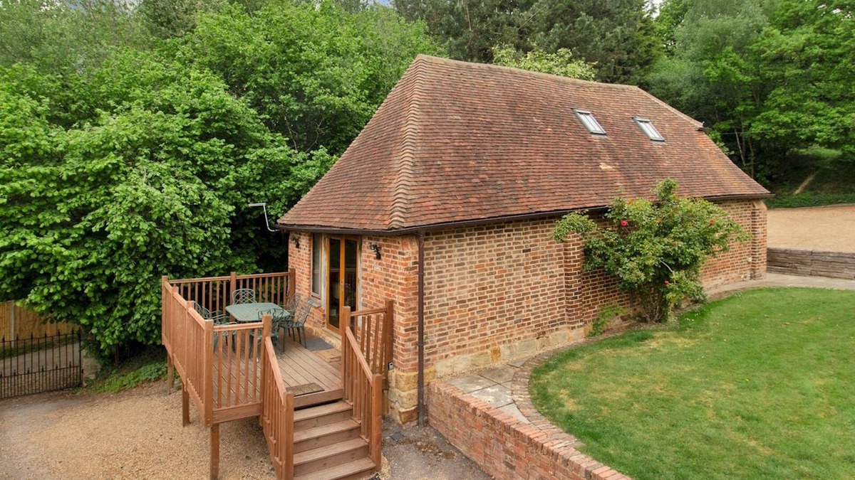Royal Tunbridge Wells House | Countryside escape | Pass the Keys