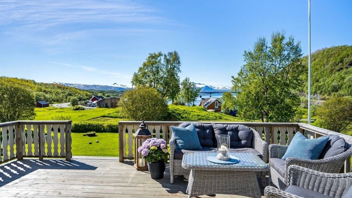 Tverlandet House | Countryside Holiday Home in Norwegian Fjord with Mountain Views & Serene Gardens