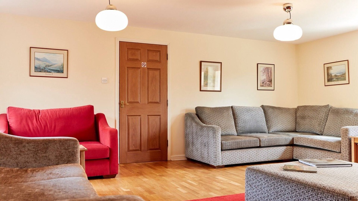 Dalbury Lees Cottage | Countryside retreat with hot tub, No Deposit