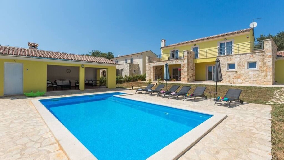 Brajkovici Villa | Countryside Villa - Violetta with pool and garden