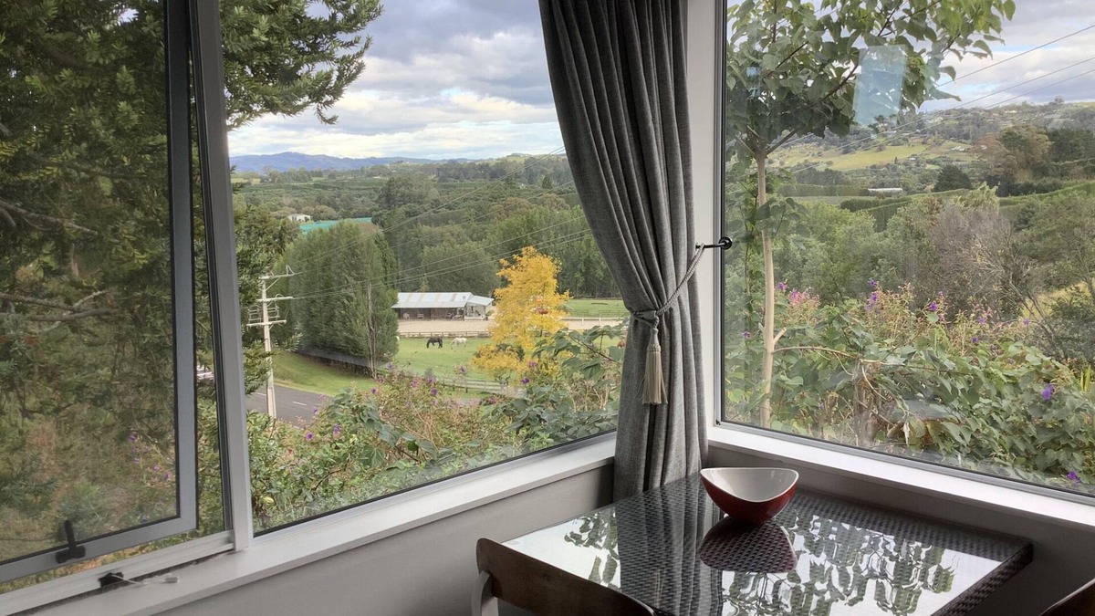 Whakamarama House | County feel but close to everything - TAURANGA