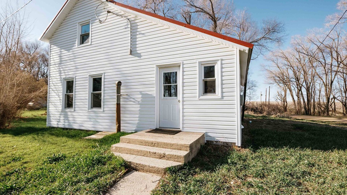 Mills Cabin | County Line Cabin by Beth