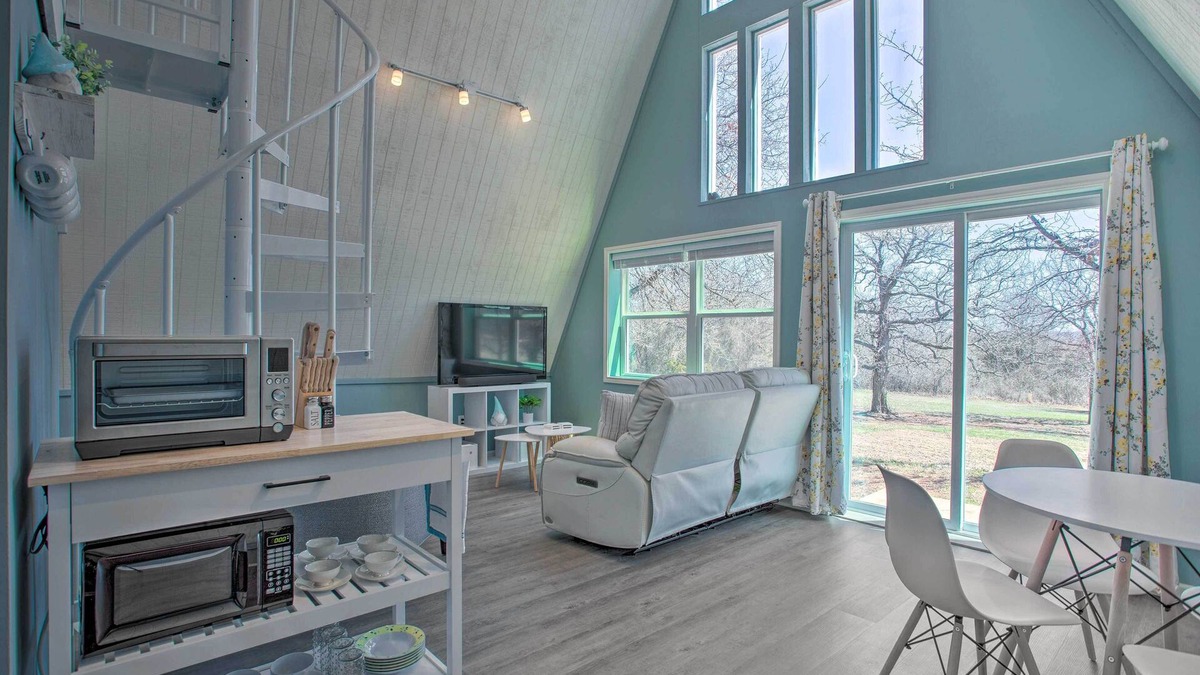 Noble House | Couples Getaway A-Frame Secluded Cabin near Lake Thunderbird. Near OU ~17 mi.
