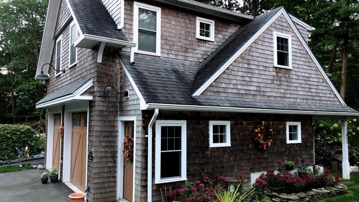 York Harbor House | Couples Getaway In The Heart Of The Harbor