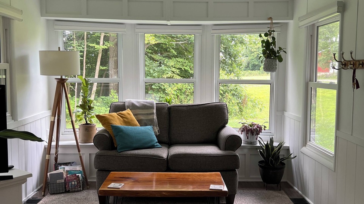 Vandalia House | Couples Hideaway, Romantic, Private, Shipshewana close, Nature, Trails, Wildlife