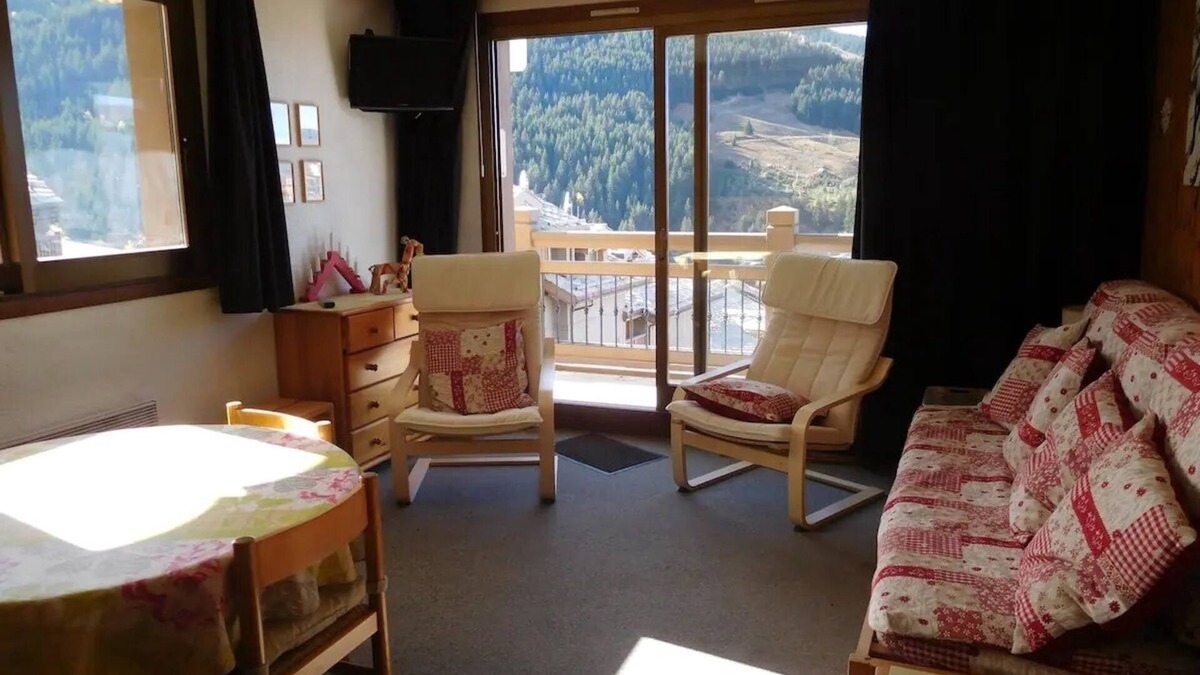 Courchevel Apartment | COURCHEVEL 1650 CENTER FOOT OF TRACKS