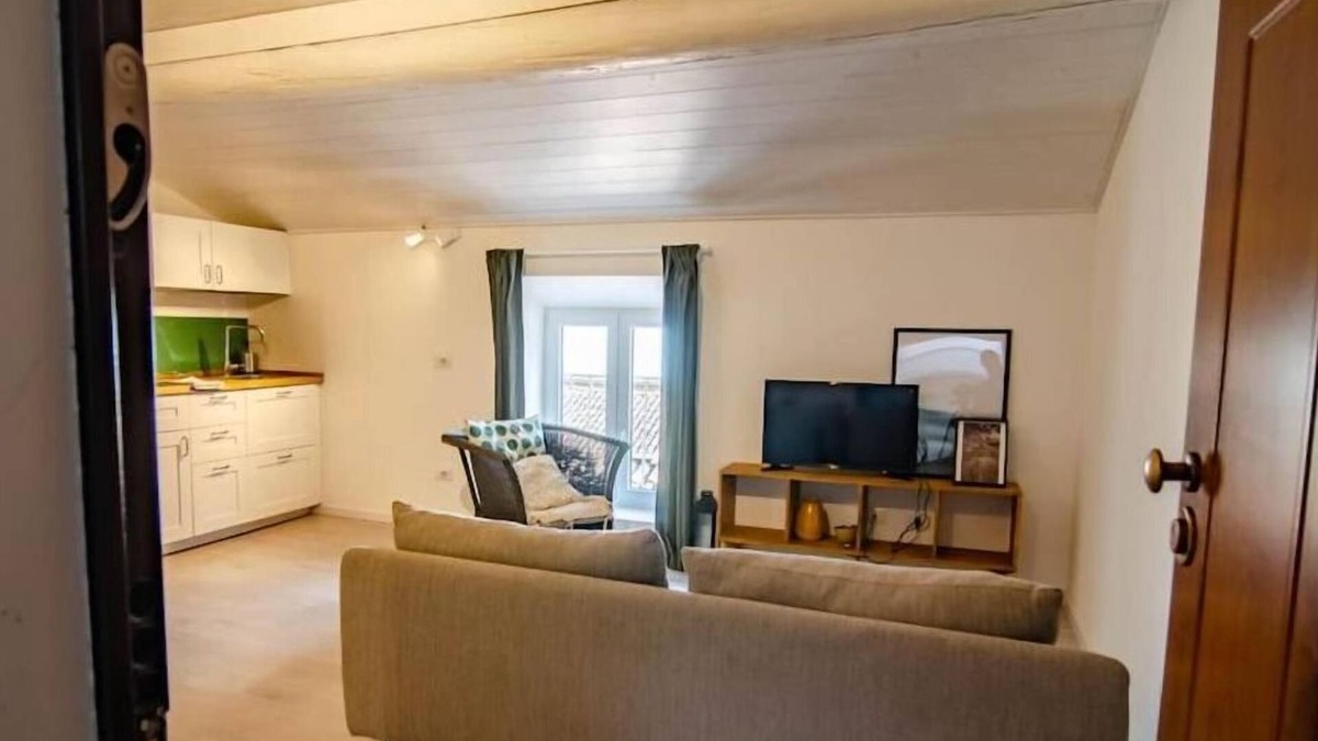 San Leonardo Apartment | Court1 Downtown apartment with free parking