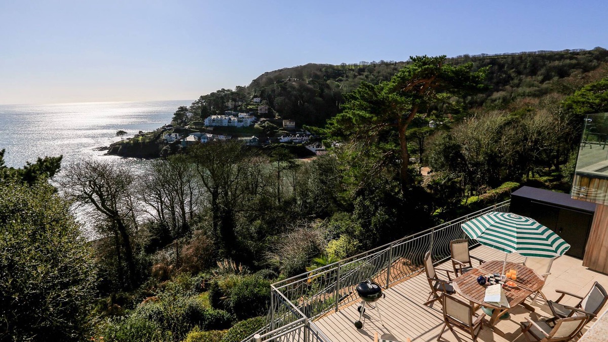 Salcombe Cottage | COURTENAY VILLA, family friendly, country holiday cottage in Salcombe