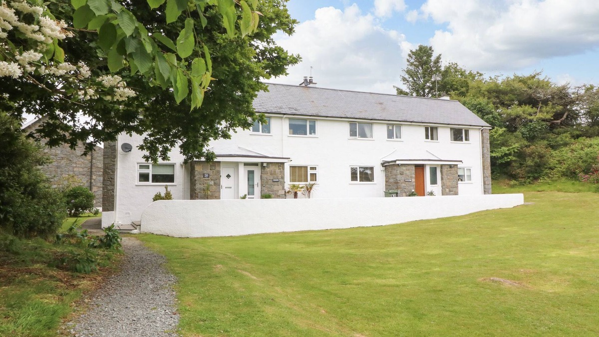 Llanbedrog House | COURTLANDS, pet friendly, luxury holiday cottage in Llanbedrog