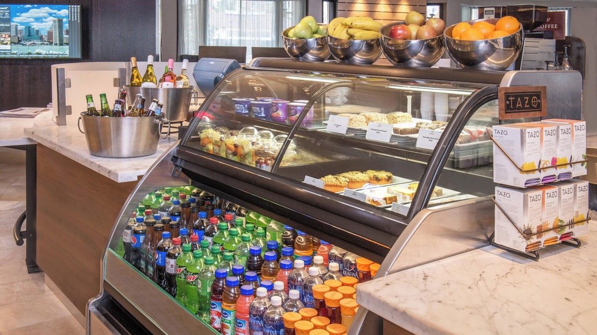 Linthicum Heights Hotel | Courtyard by Marriott Baltimore BWI Airport