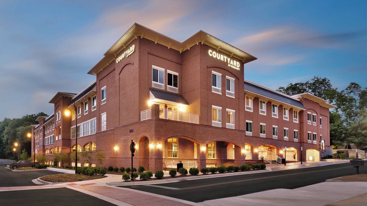 Duluth Hotel | Courtyard by Marriott Atlanta Duluth Downtown