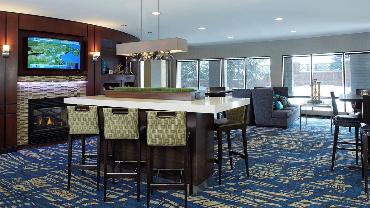 Natick Hotel | Courtyard by Marriott Boston Natick