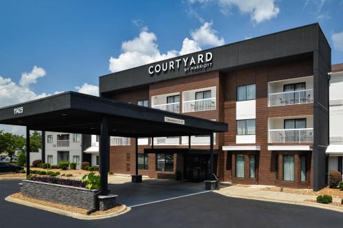 Matthews Hotel | Courtyard by Marriott Charlotte Matthews
