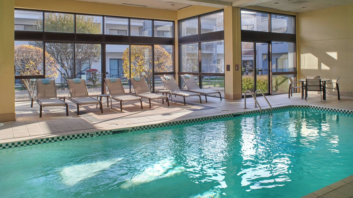 Oakbrook Terrace Hotel | Courtyard by Marriott Chicago Oakbrook Terrace