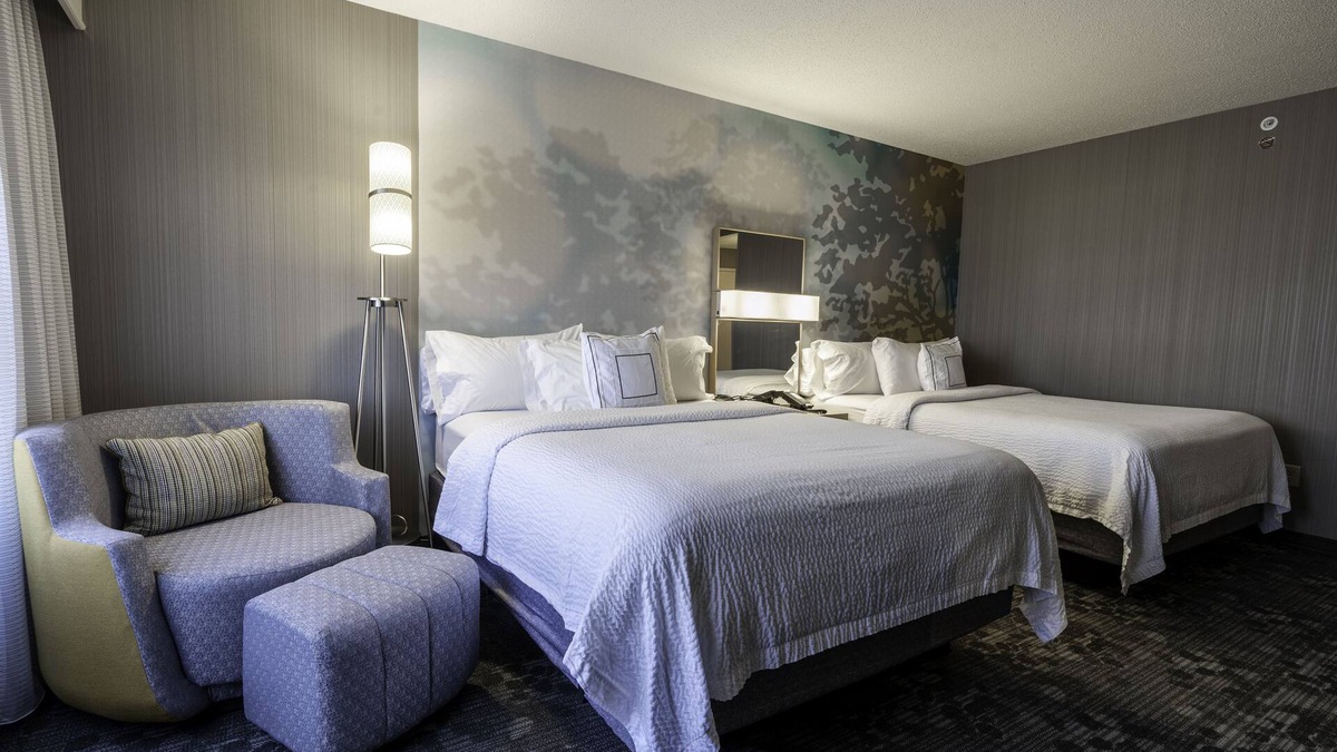 Willoughby Hotel | Courtyard by Marriott Cleveland Willoughby