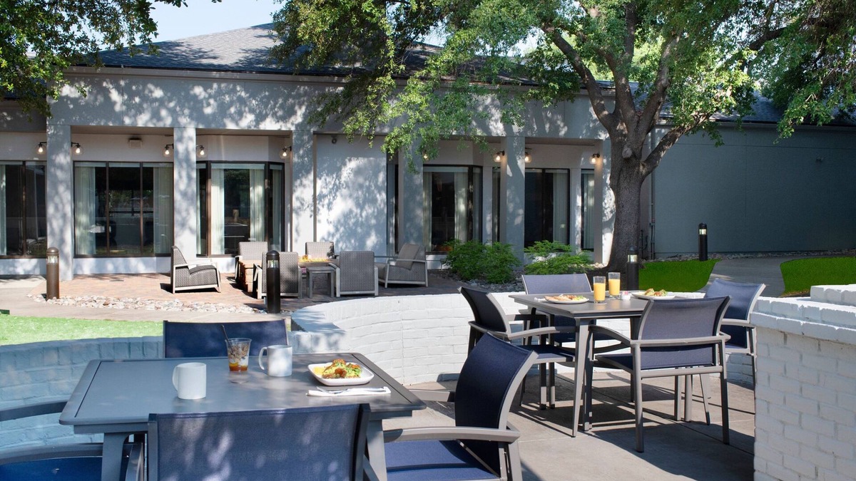Plano Hotel | Courtyard by Marriott Dallas Plano Parkway at Preston Road