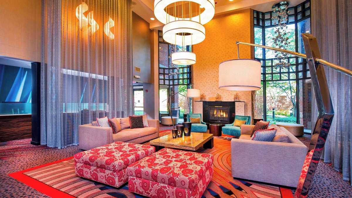 Potomac Falls Hotel | Courtyard by Marriott Dulles Town Center