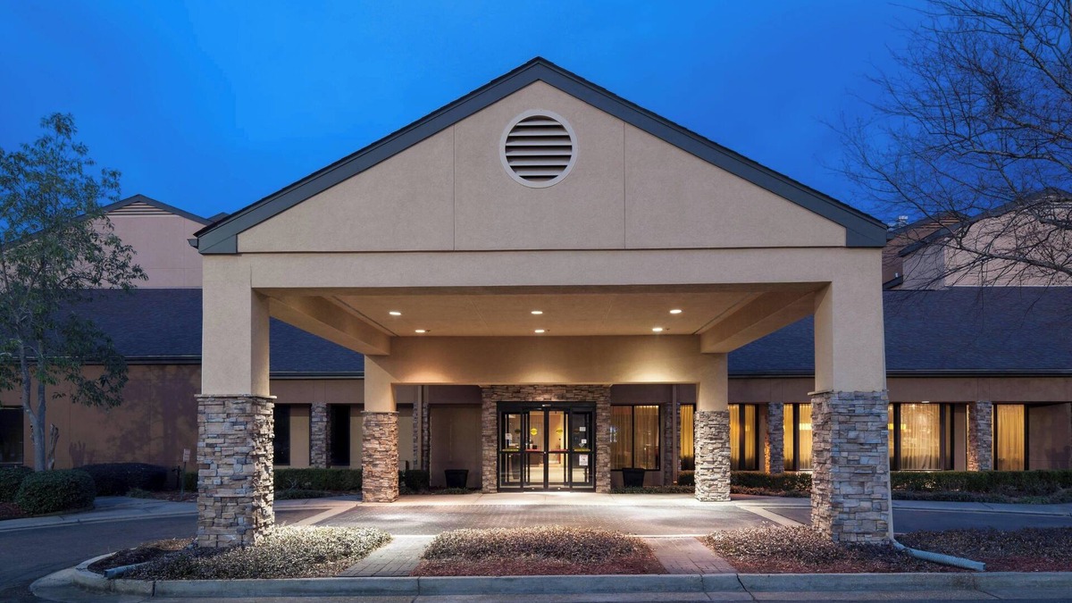 Tougaloo Hotel | Courtyard by Marriott Jackson
