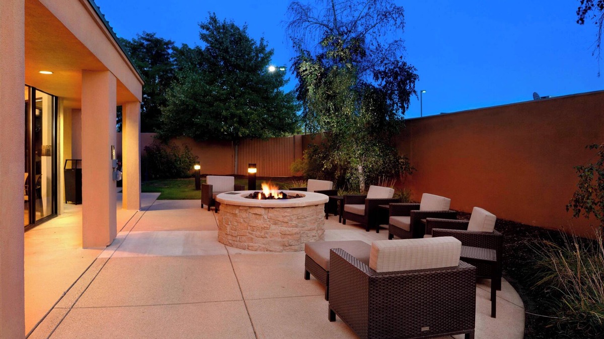 Kokomo Hotel | Courtyard by Marriott Kokomo