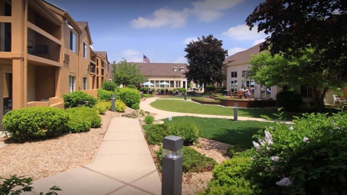 Lansing Hotel | Courtyard by Marriott Lansing