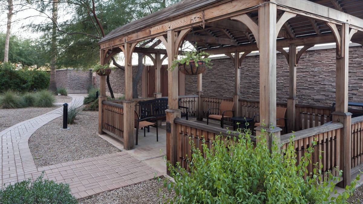 Maryvale Hotel | Courtyard by Marriott Phoenix West/Avondale