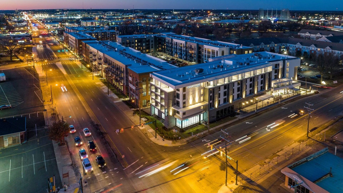 Richmond Hotel | Courtyard by Marriott Richmond Scott’s Addition