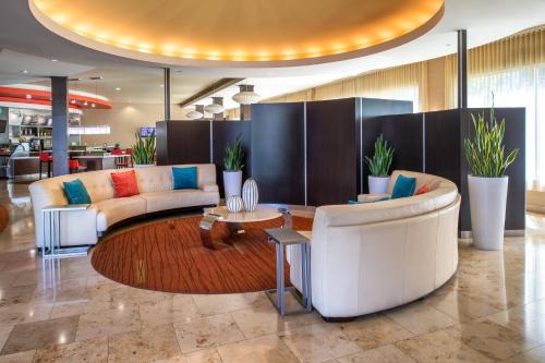 Sacramento Hotel | Courtyard by Marriott Sacramento Cal Expo