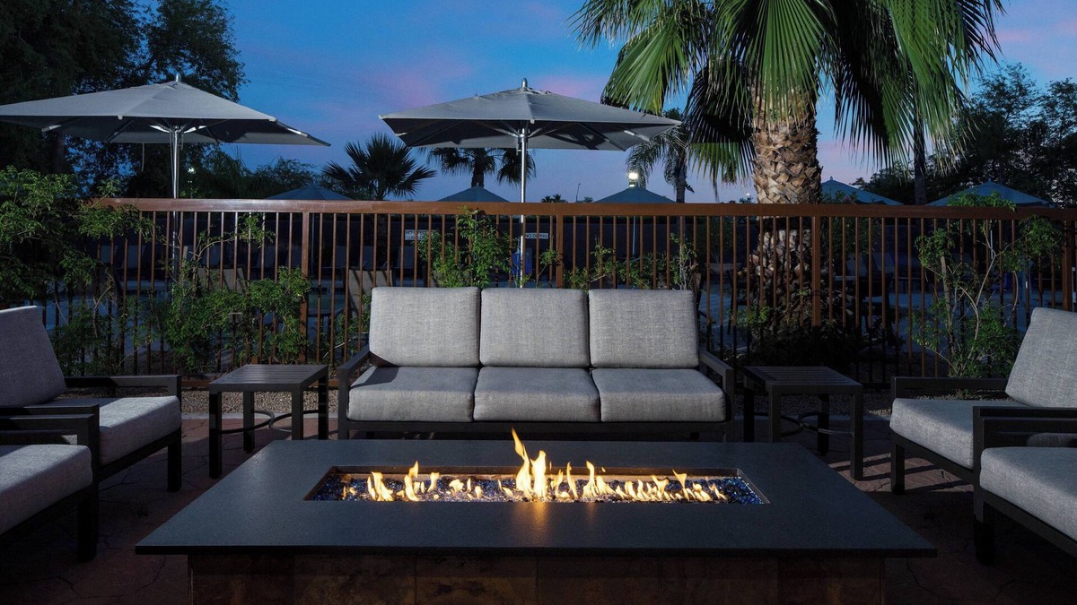 North Scottsdale Hotel | Courtyard by Marriott Scottsdale North