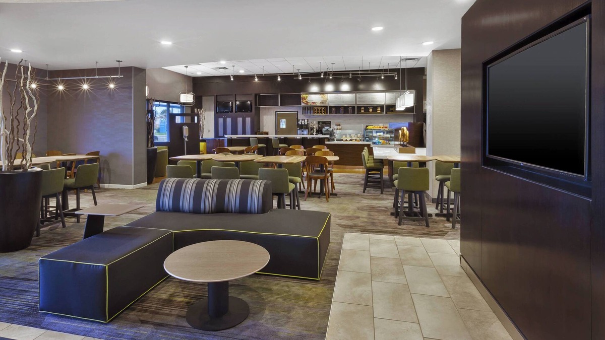 Secaucus Hotel | Courtyard by Marriott Secaucus Meadowlands