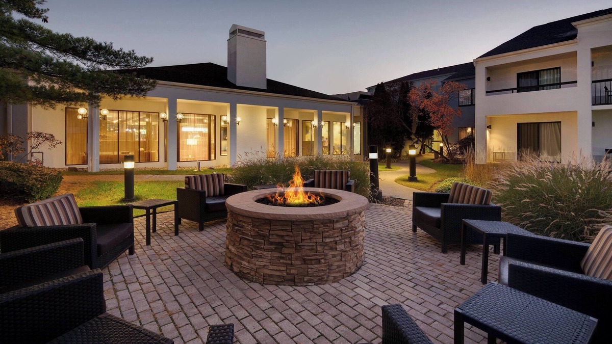 Southfield Hotel | Courtyard by Marriott Southfield