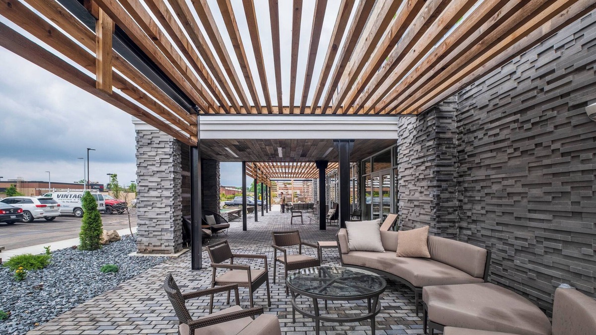 Toledo Hotel | Courtyard by Marriott Toledo West