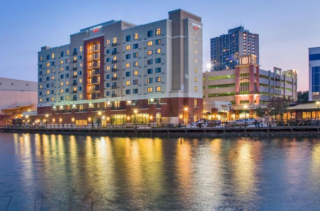 Gaithersburg Hotel | Courtyard by Marriott Gaithersburg Washingtonian Center