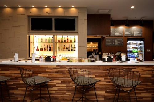 Southington Hotel | Courtyard by Marriott Southington