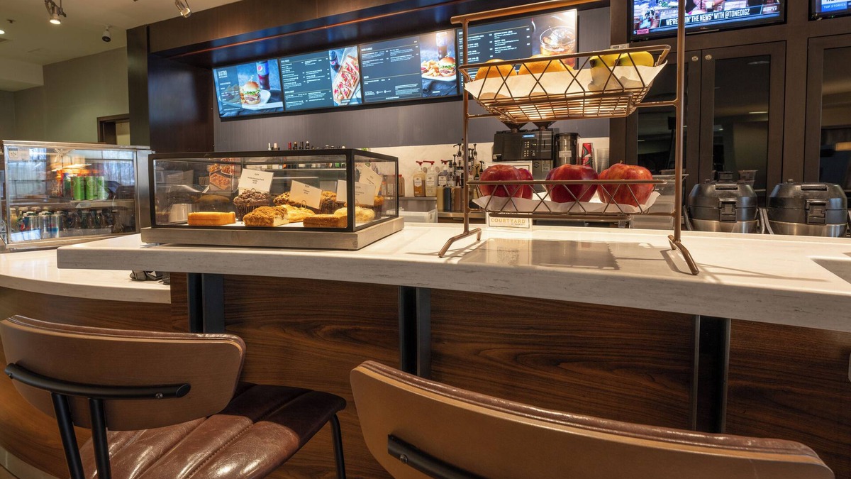 Winchester Hotel | Courtyard by Marriott Winchester