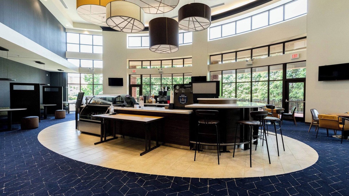 Norwood Hotel | Courtyard Cincinnati Midtown/Rookwood
