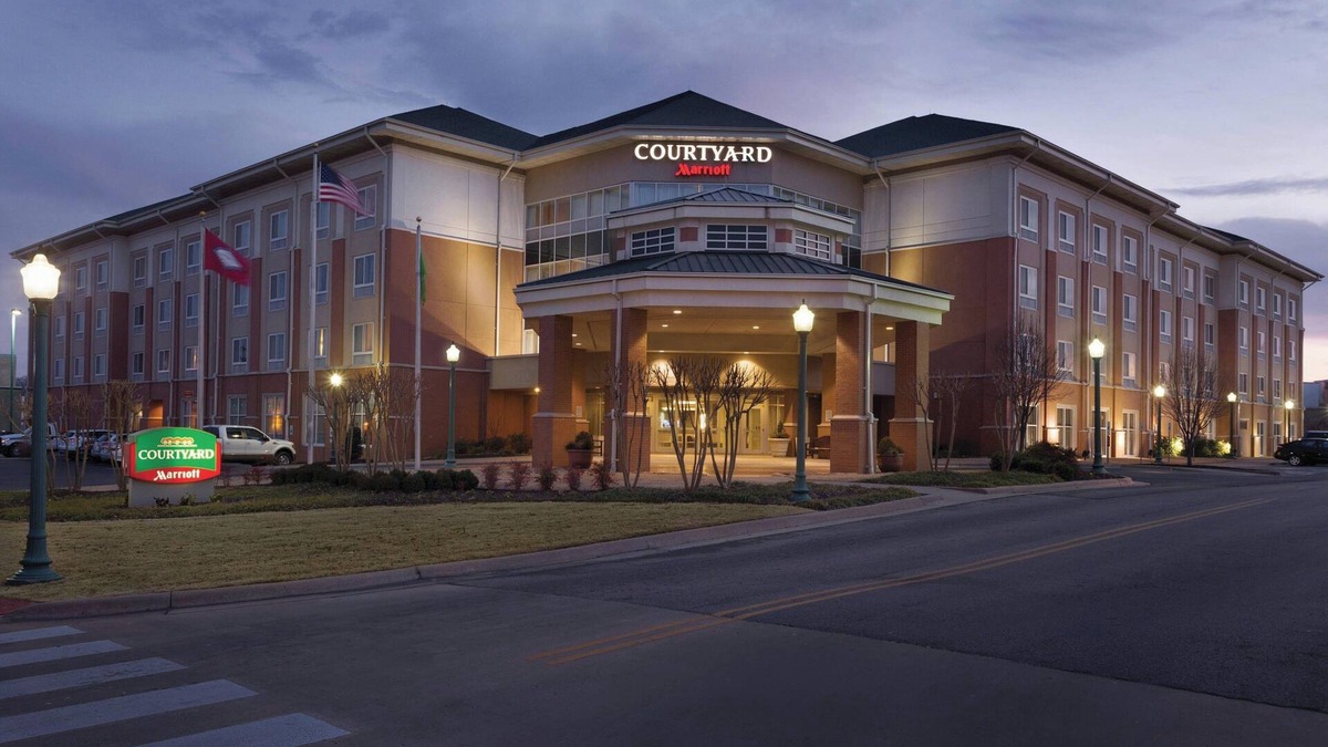 Fort Smith Hotel | Courtyard Marriott Fort Smith Downtown