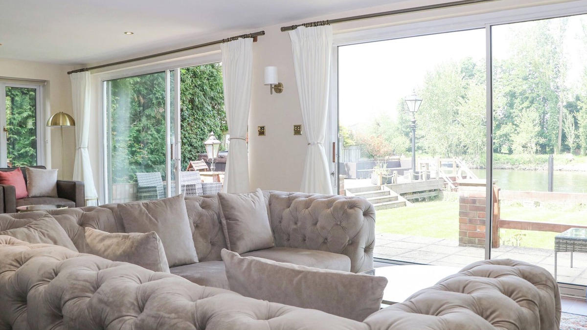 Wraysbury Cottage | Coventina