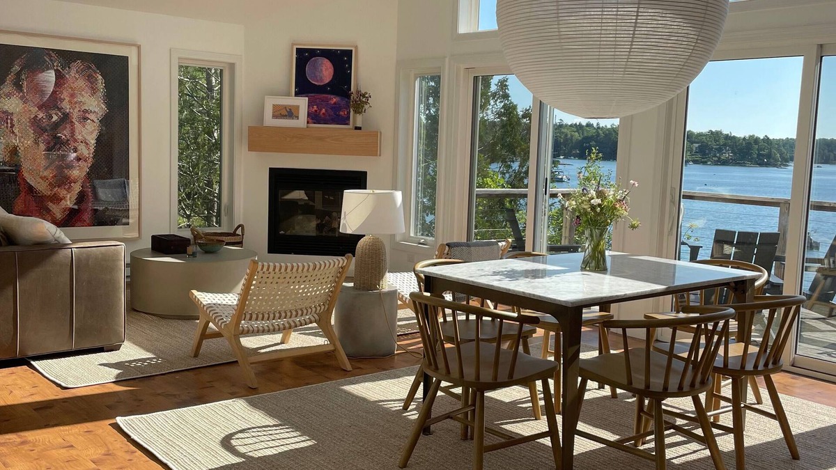Sebascodegan Island House | Coveshead. Dramatic waterfront designer cottage.