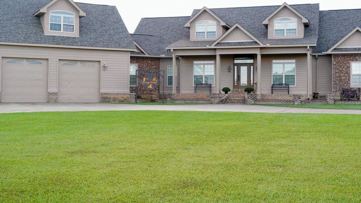Goshen Cabin | Covey Point offers a cozy space for 12 w/a game room & an outdoor living area!