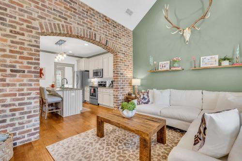 Starkville Villa | Cowbell Cottage