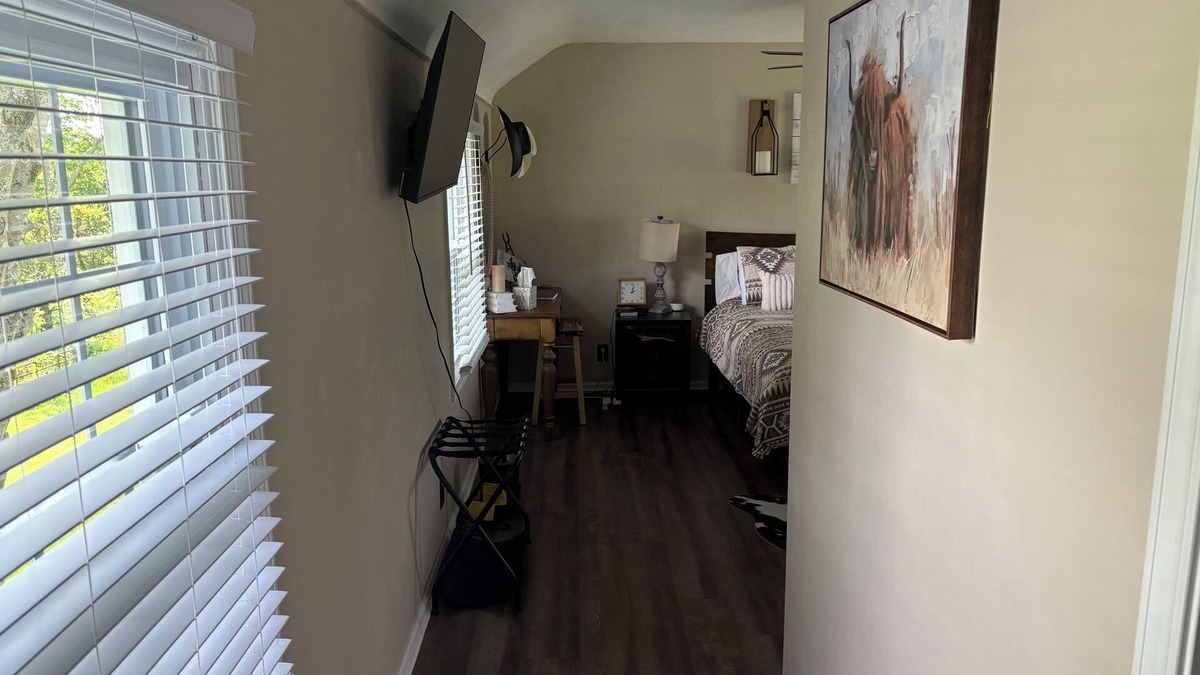 Lexington Other | Cowboy Suite - Michael Lynn Winery and Brewing Company