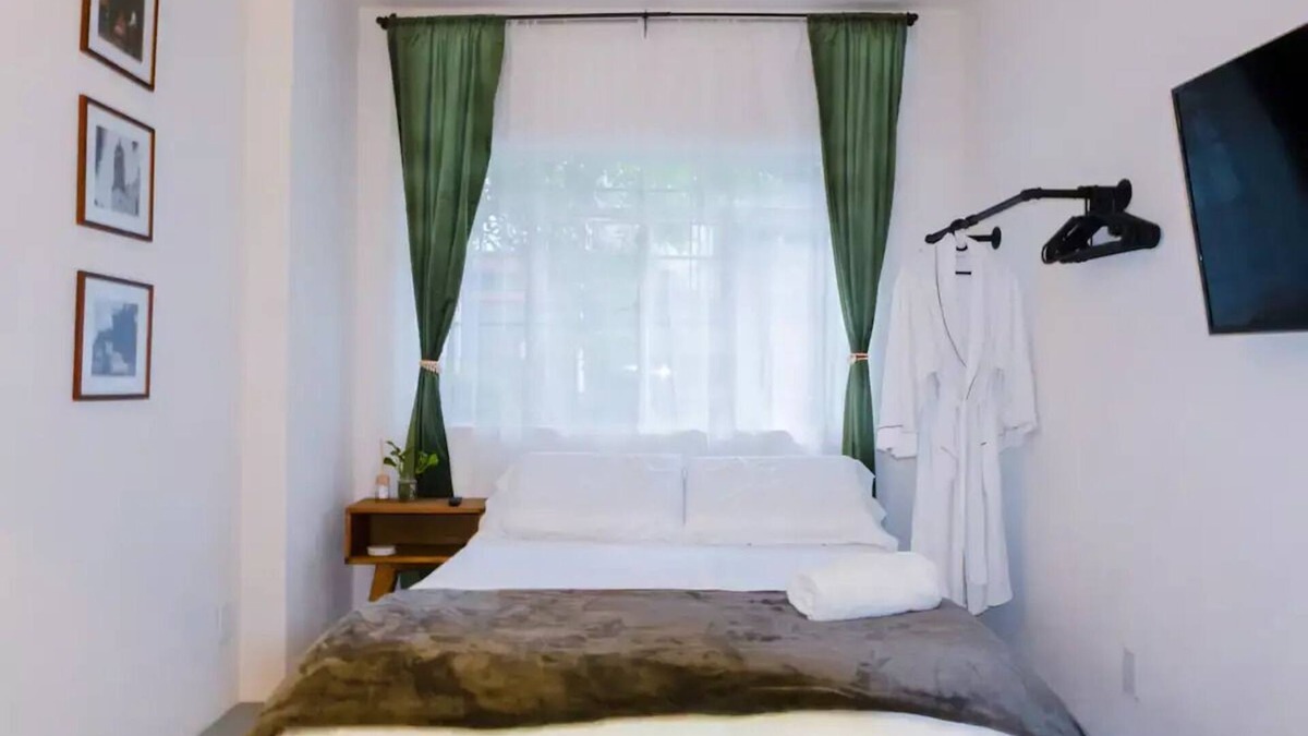 San Miguel Chapultepec Bed & Breakfast | CoWorking Bnb in Heart of Condesa