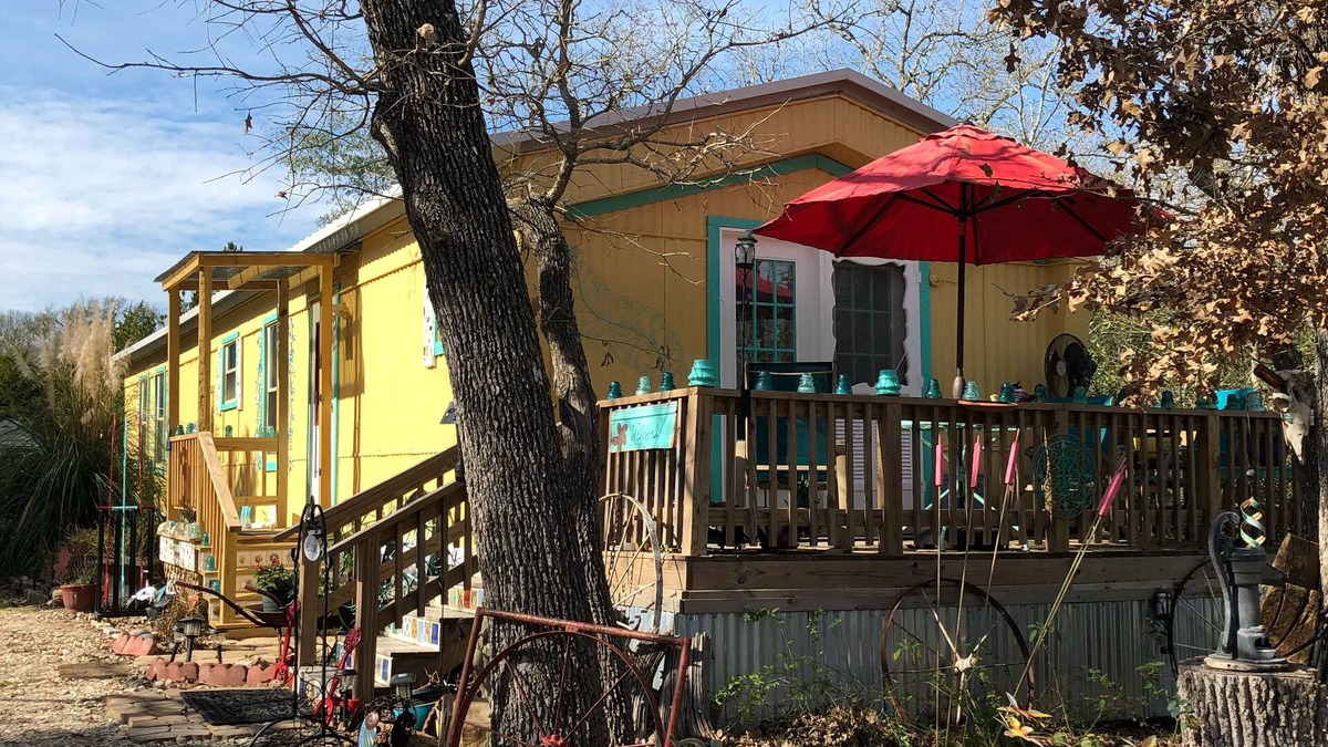 Washington House | COYOTE MOON RANCH BNB