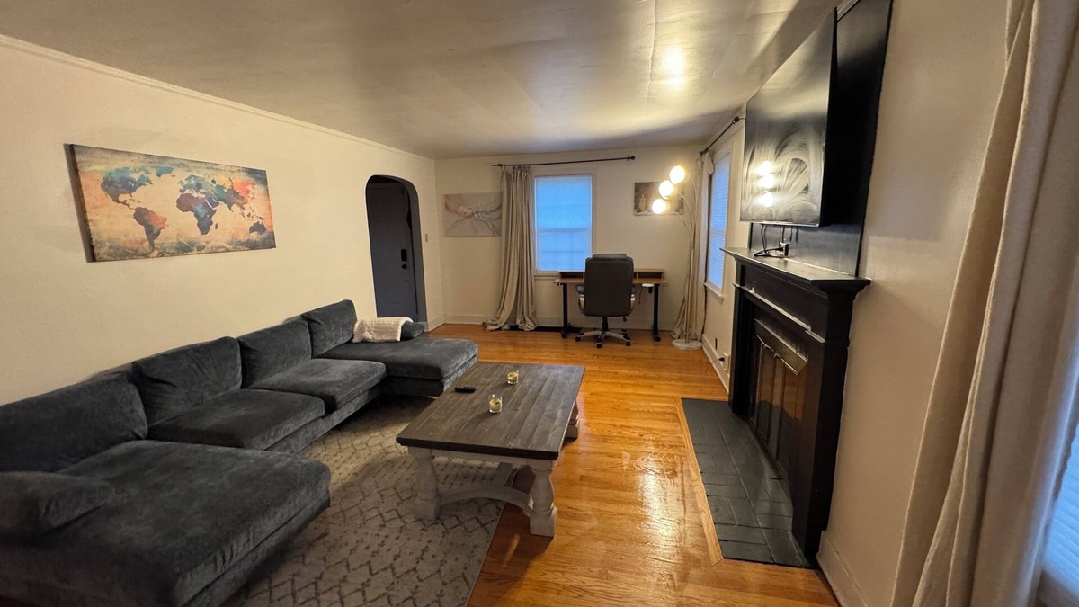 Mount Washington House | Coziness, charm & character in a perfect location!
